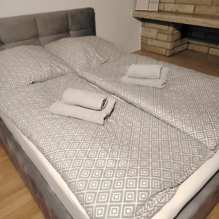 Apartament Geraeumige 4 Mit Balkon Altendorf (Upper Franconia)